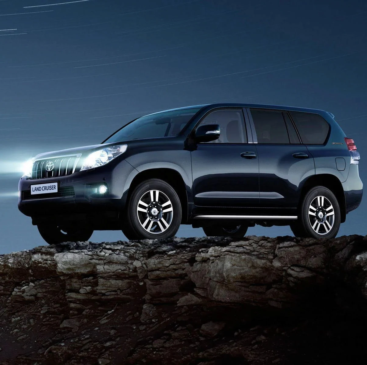 Land Cruiser on rocky terrain